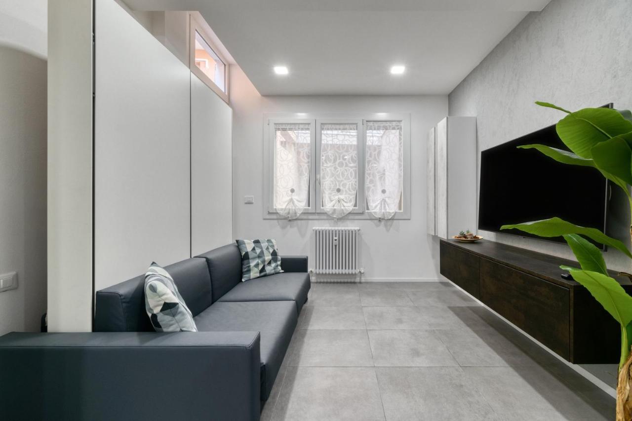 Guest House Ugo Lenzi بولونيا المظهر الخارجي الصورة